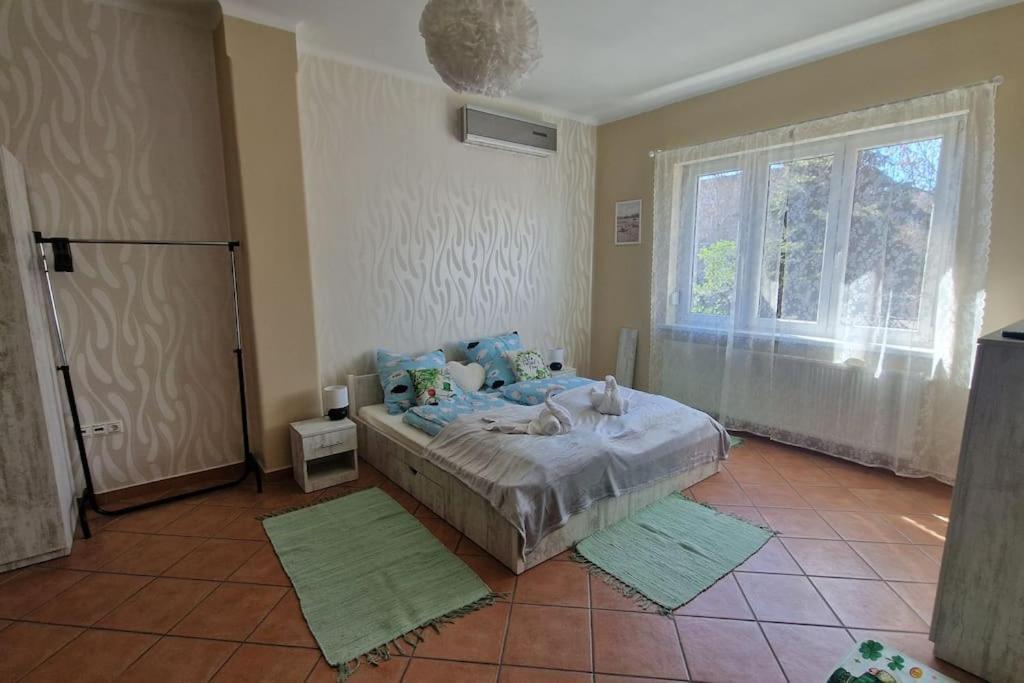 Jackpot Apartman Budapeste Exterior foto