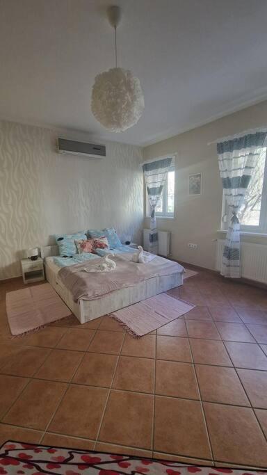 Jackpot Apartman Budapeste Exterior foto